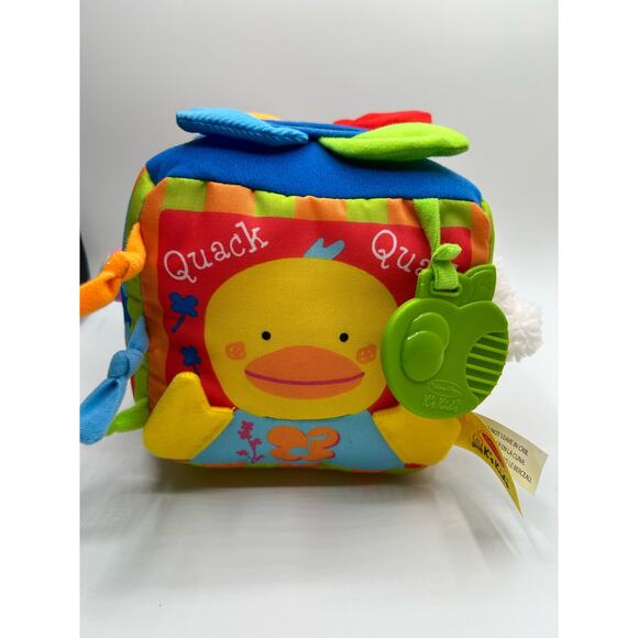 Melissa and Doug Soft Musical Farmyard Cube - Picture 1 of 9